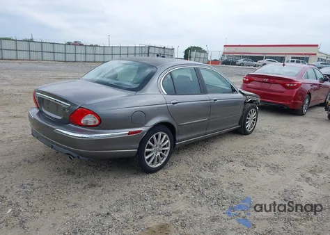 2007 Jaguar X-Type 3.0 из США, поврежденный, VIN SAJWA51A17WJ07837